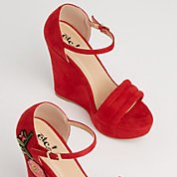Embroidered Open Toe Wedge - Picture 2 of 2